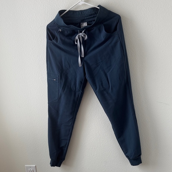 Figs Women's High-Waisted Zamora 2.0 Joggers in Dark Harbor - Picture 6 of 6